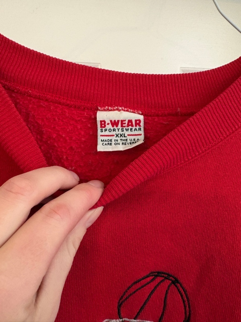 Vintage Indiana University Basketball Embroidered Red Crewneck Sweatshirt XXL - Picture 2 of 6